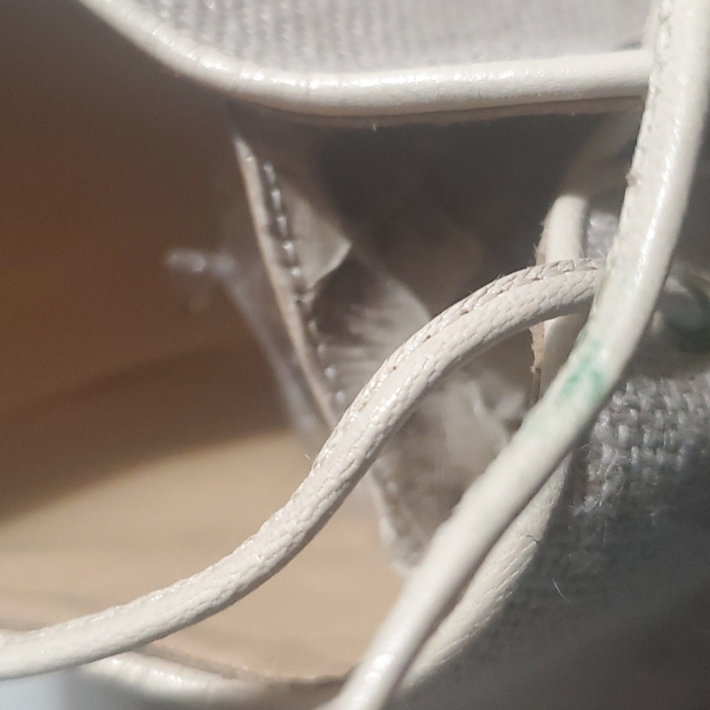 Genuine Snakeskin and Linen Te Casan heels - Picture 8 of 17